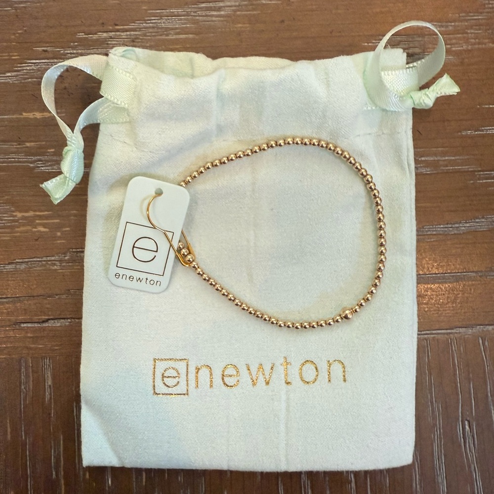 E Newton Bracelet. Standard Size 6.25”